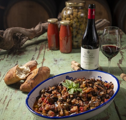 Вино марта в JOIA Wine Store